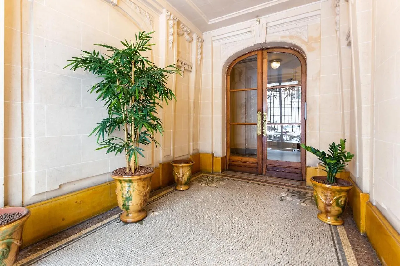 Charme Parisien Pres De L'Arc De Triomphe - 183 M² Apartment